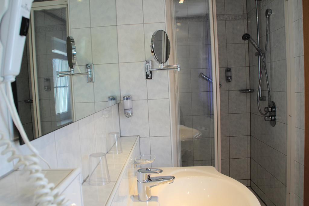 Hotel Restaurant Reichsadler Buchen  Kamer foto