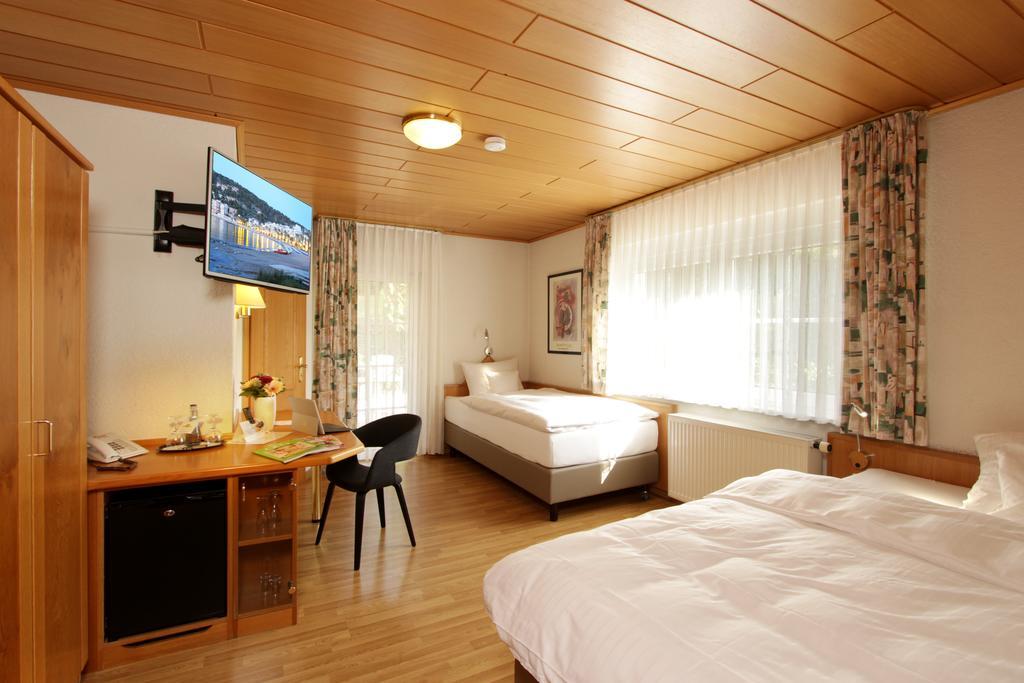 Hotel Restaurant Reichsadler Buchen  Buitenkant foto